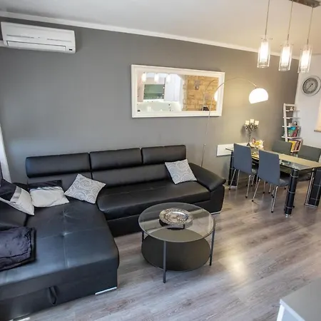 Kaja- Modern And Cozy Flat In Zamet Rijeka