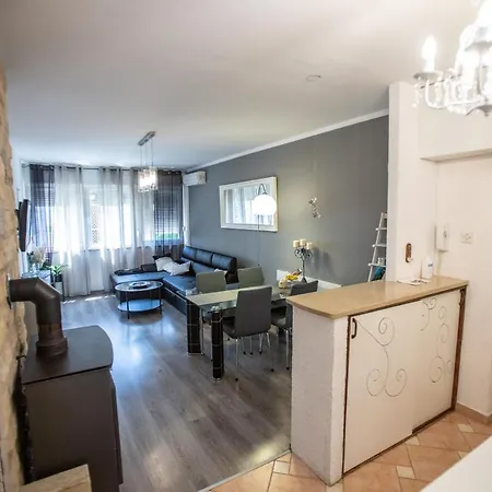 Kaja- Modern And Cozy Flat In Zamet